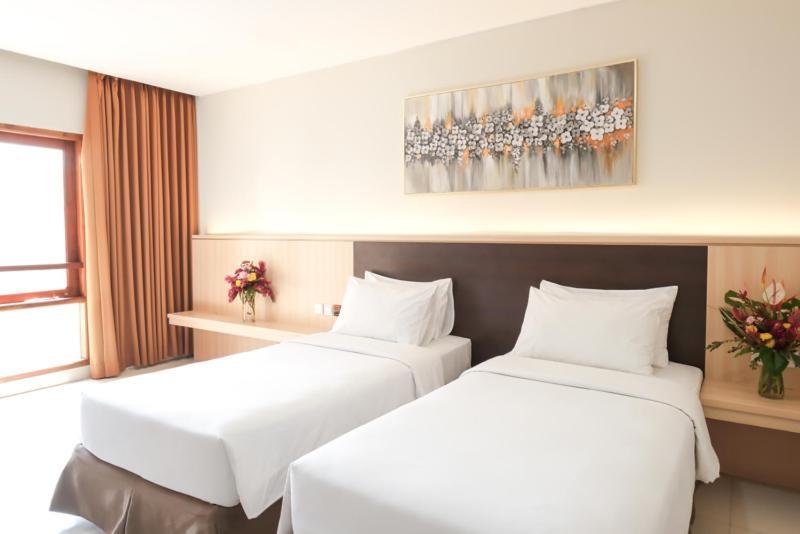 The Grand Hill Resort-Hotel Puncak Exterior photo